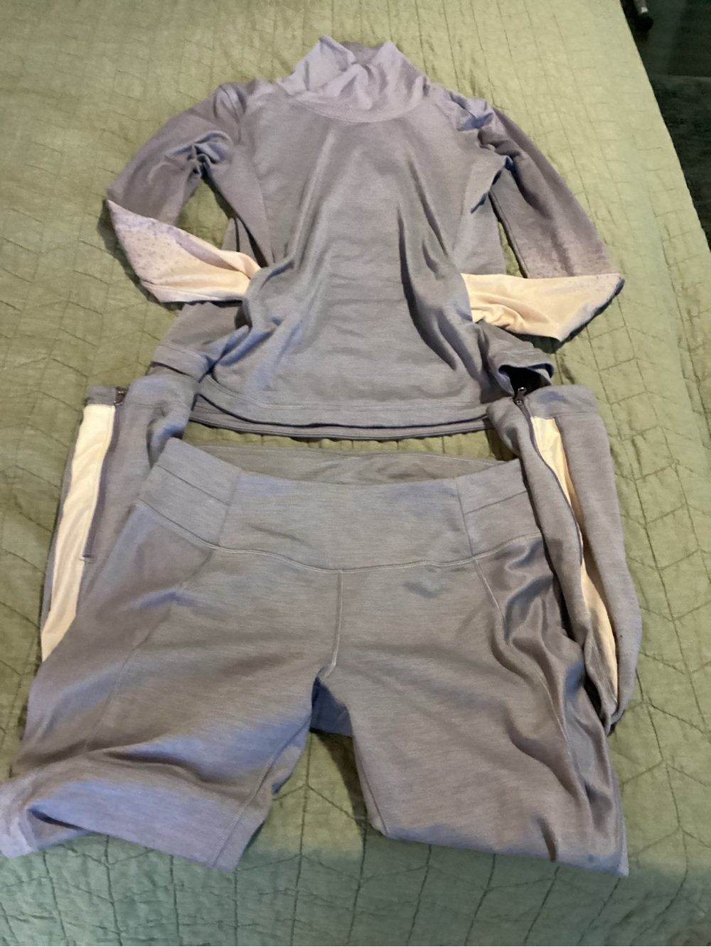 CALIA by Carrie Underwood Lavender Two-Piece Active Set